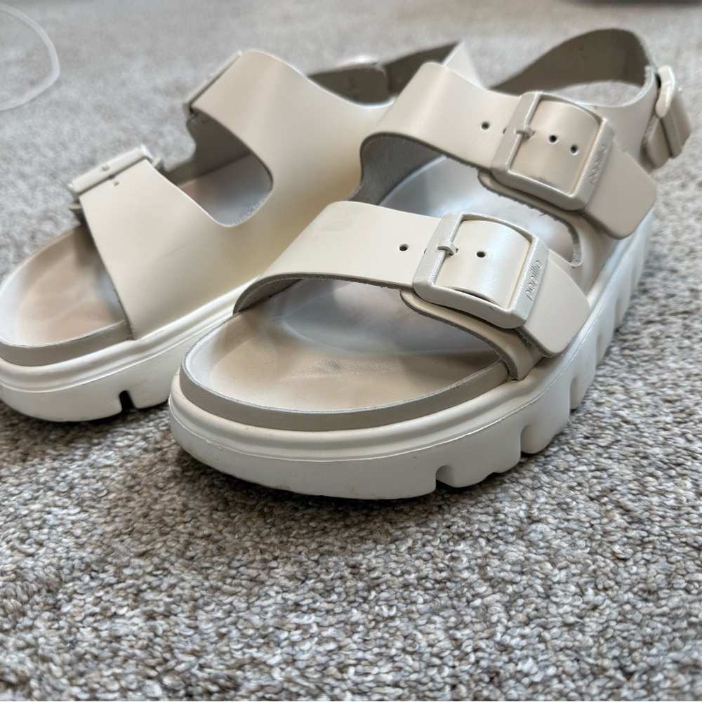 Birkenstock Milano Chunky Buckle Sandals in eggshell 37